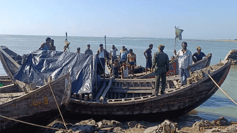 Naf River Fishing Ban Strangles Livelihoods in Teknaf Following Prolonged Rohingya Crisis
